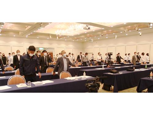 約８０人が体操を体験した